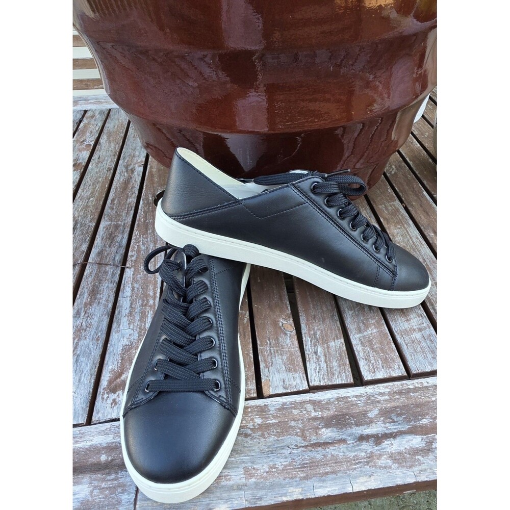 Stuart Weitzman Womens Sneakers US 8.5 EU 38.5 Black Leather Lace Up White Sole